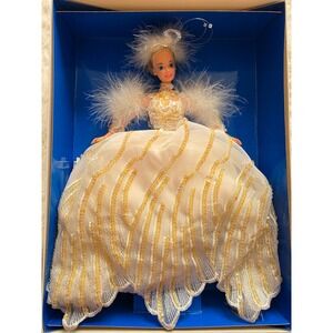 Enchanted Seasons Collection Snow Princess Barbie Doll 11875 birthday gift